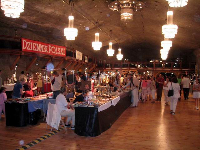 komora warszava - pohled na burzu
size: 57591 bajtů, 640 x 480 px. obrázek komora warszava - pohled na burzu