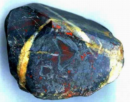 hematit z míšenské doliny
size: 58178 bajtů, 450 x 355 px. obrázek hematit z míšenské doliny